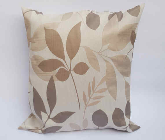 Floral Design on Beige with Envelope